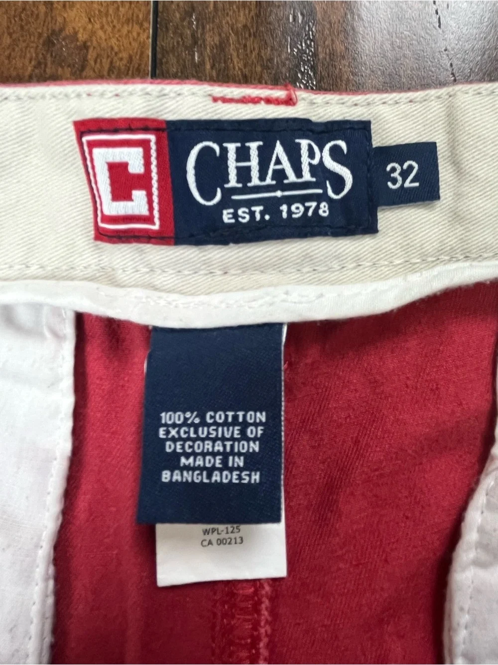 CHAPS Men’s Shorts Flat Front Chino Coral Pink 100% Cotton EUC Size 32